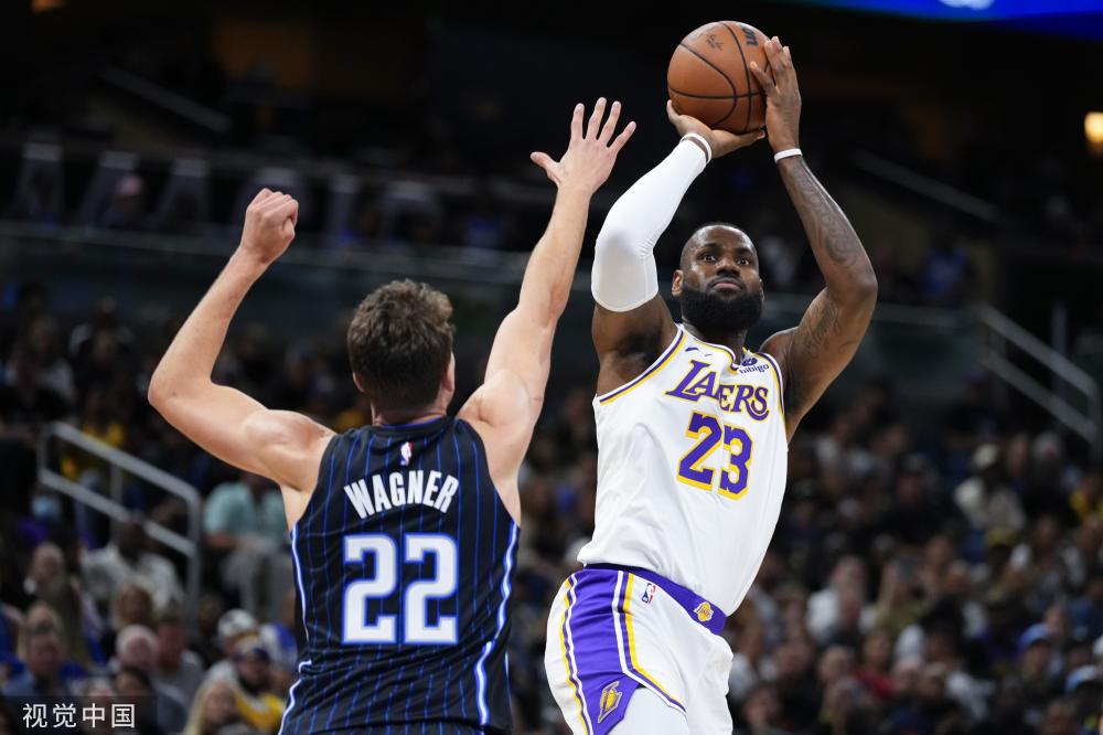 在球队濒临 在球队濒临